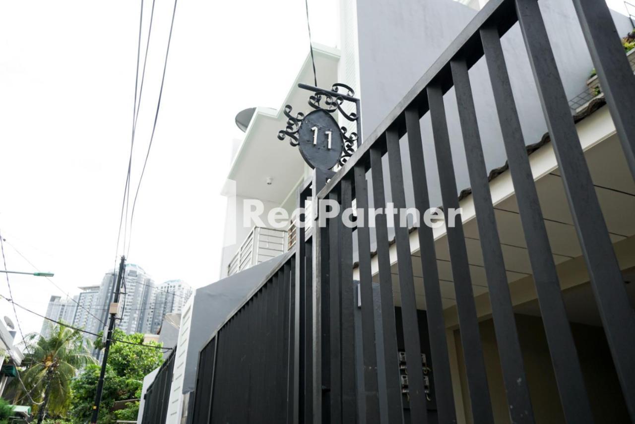 Tomang Gelong Guest House Syariah Mitra Reddoorz จาการ์ตา ภายนอก รูปภาพ
