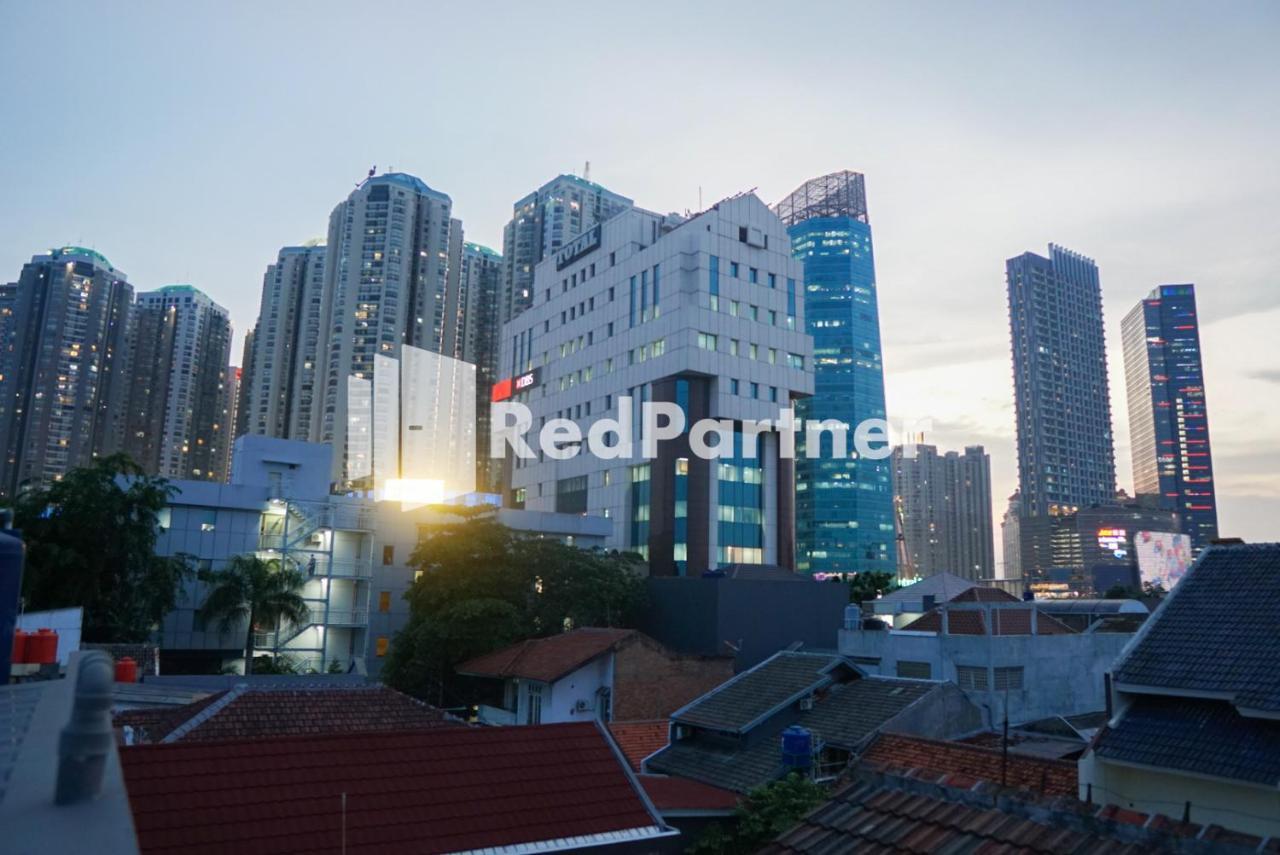 Tomang Gelong Guest House Syariah Mitra Reddoorz จาการ์ตา ภายนอก รูปภาพ